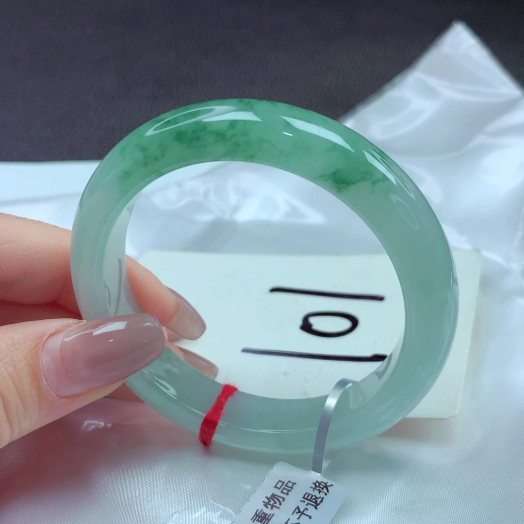 翡翠手镯未镶嵌手镯53