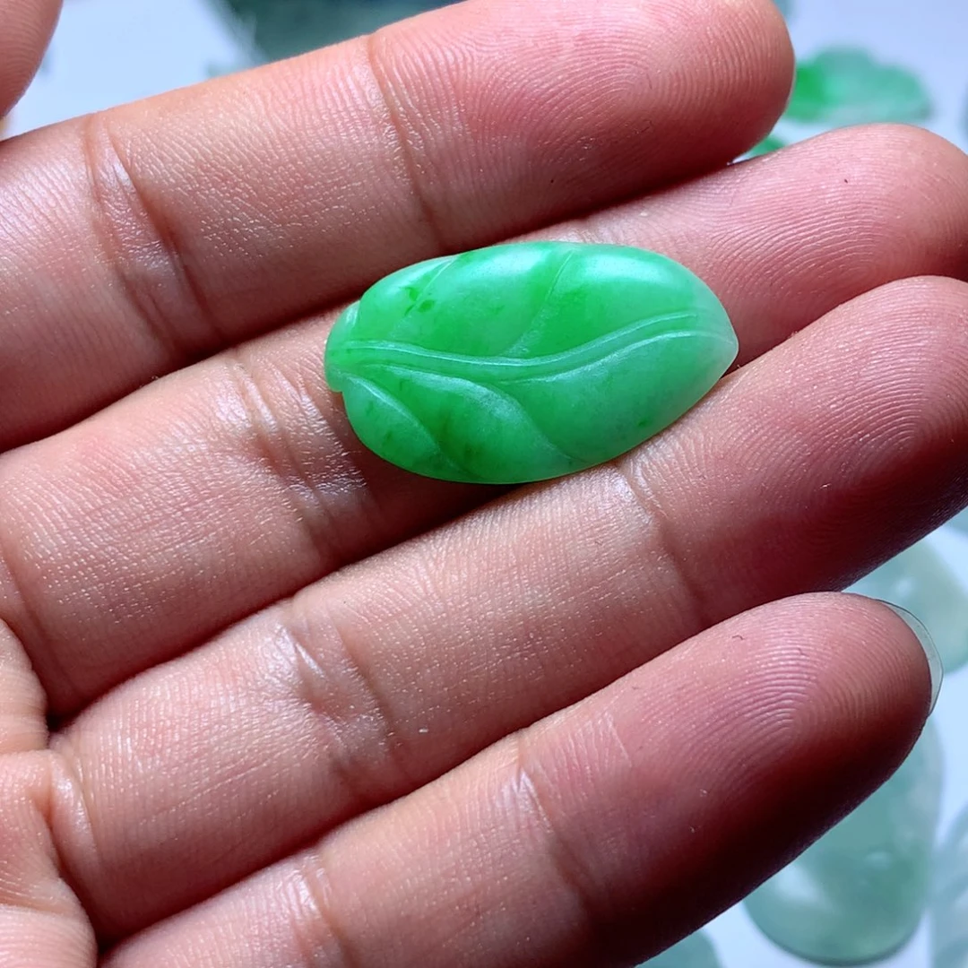 定制翡翠未镶嵌包工