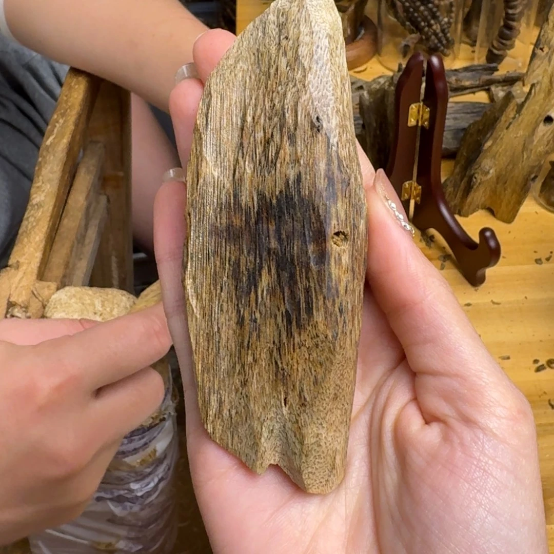 沉香沉香碎屑白棋品种块料32克