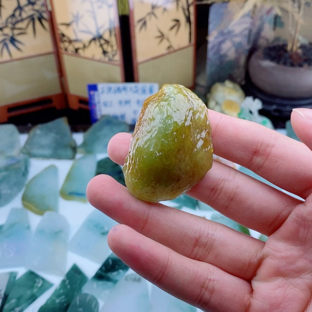 江***年定制翡翠未镶嵌翡翠