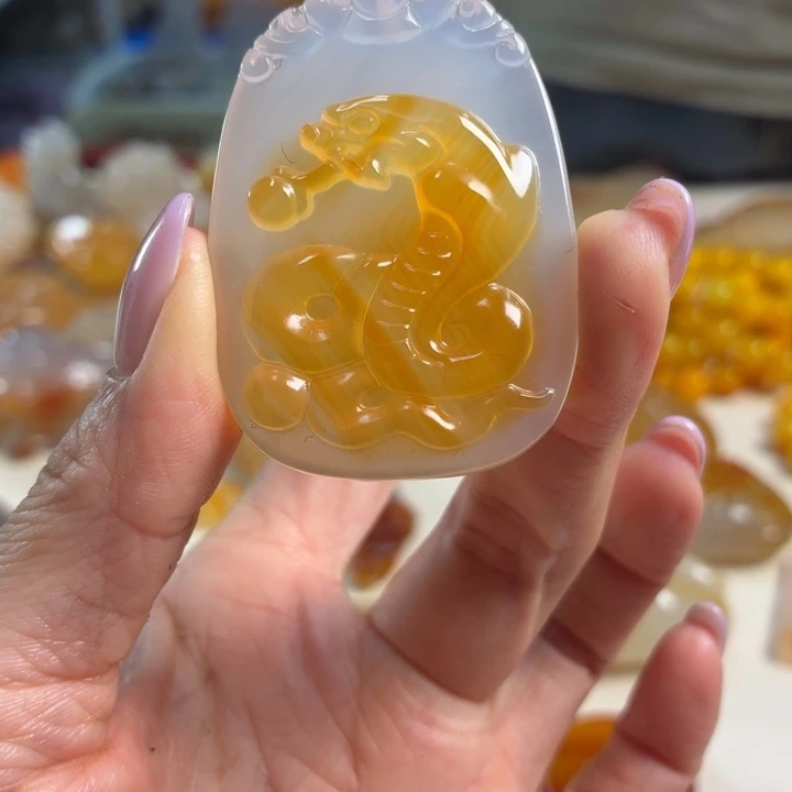 玛瑙/玉髓未镶嵌吊坠(不含链)