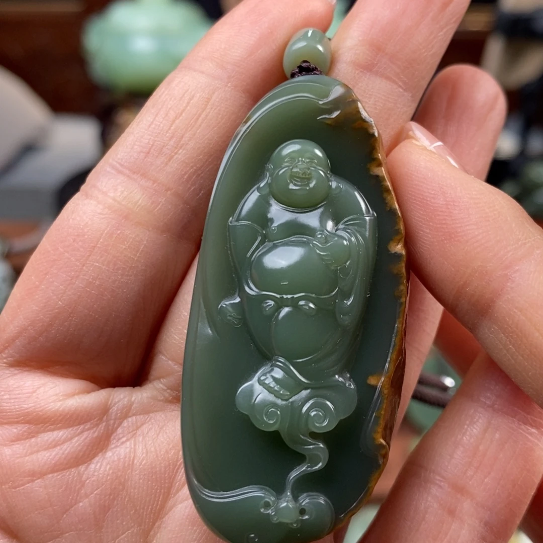 逍***遥岫岩河磨玉（透闪石质玉）未镶嵌挂件