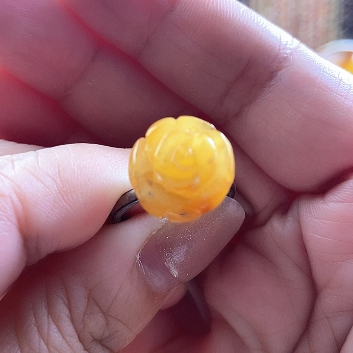 琥珀未镶嵌戒指戒指