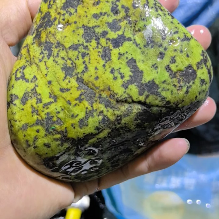 十***地木藏玉药王石原石一个