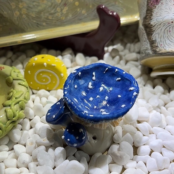 手工蓝色蘑菇香插盖置