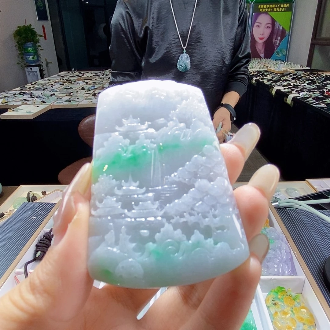 颈饰未镶嵌翡翠翡翠