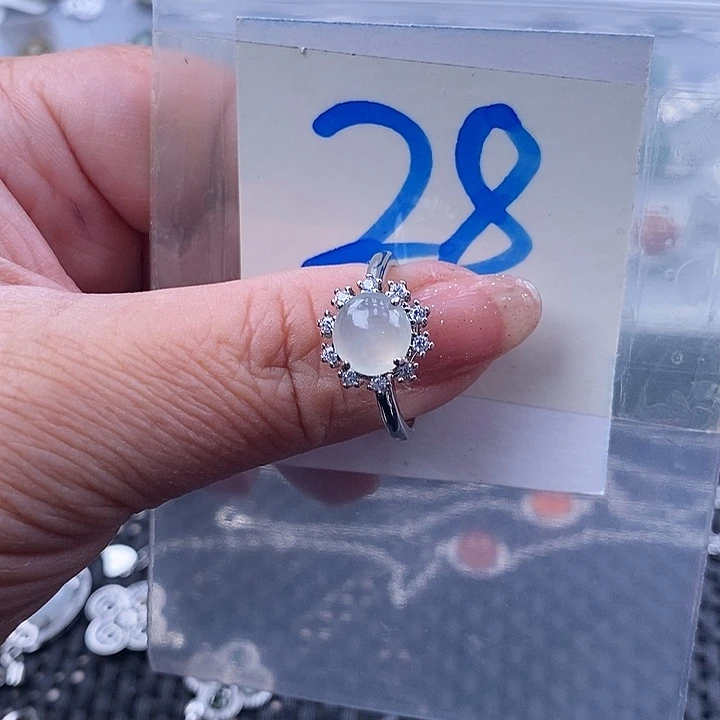 未镶嵌戒指翡翠缅甸