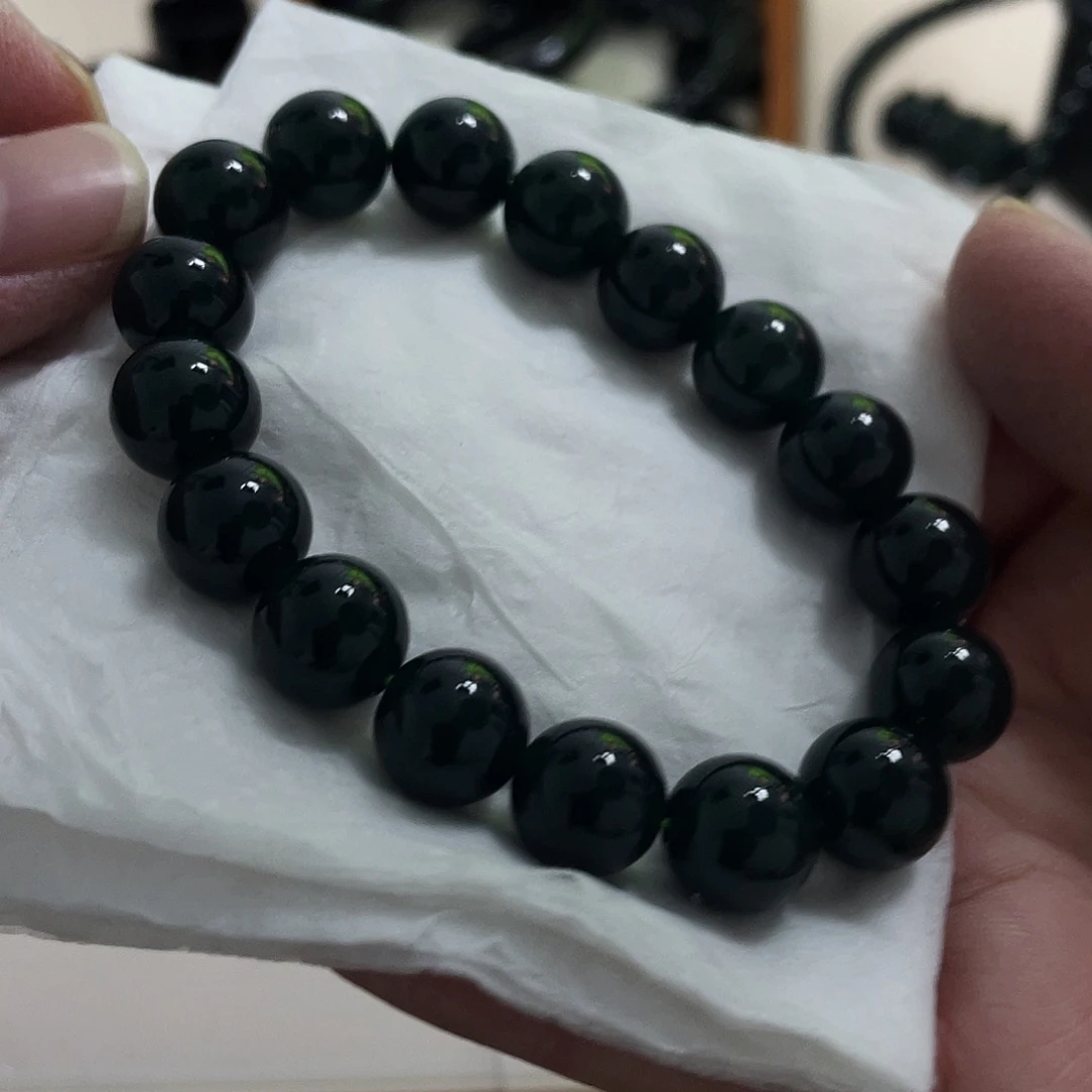 翡翠未镶嵌颈饰翡翠12