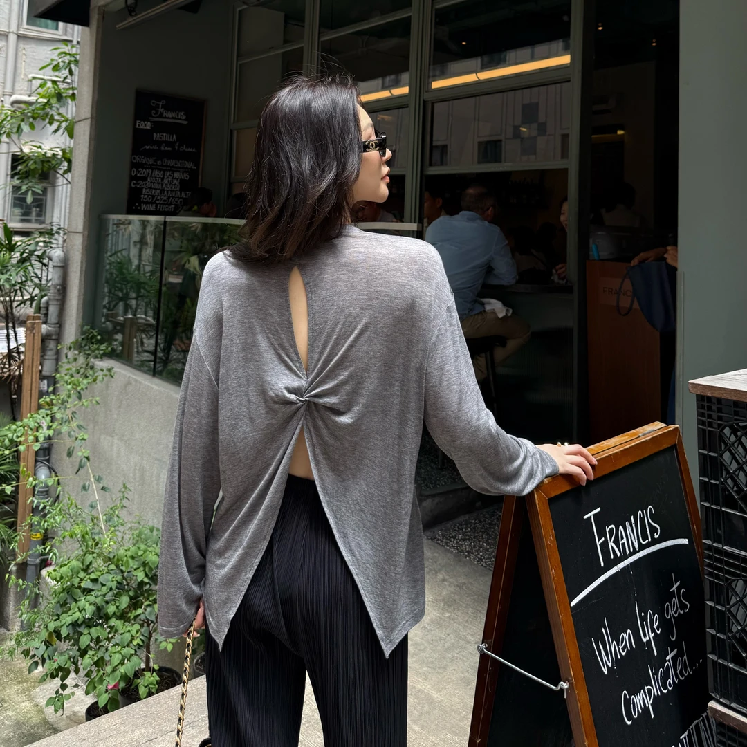 王嬛嬛MsLime25年新款【交叠】进口绵羊毛双色T恤  HD2A1034