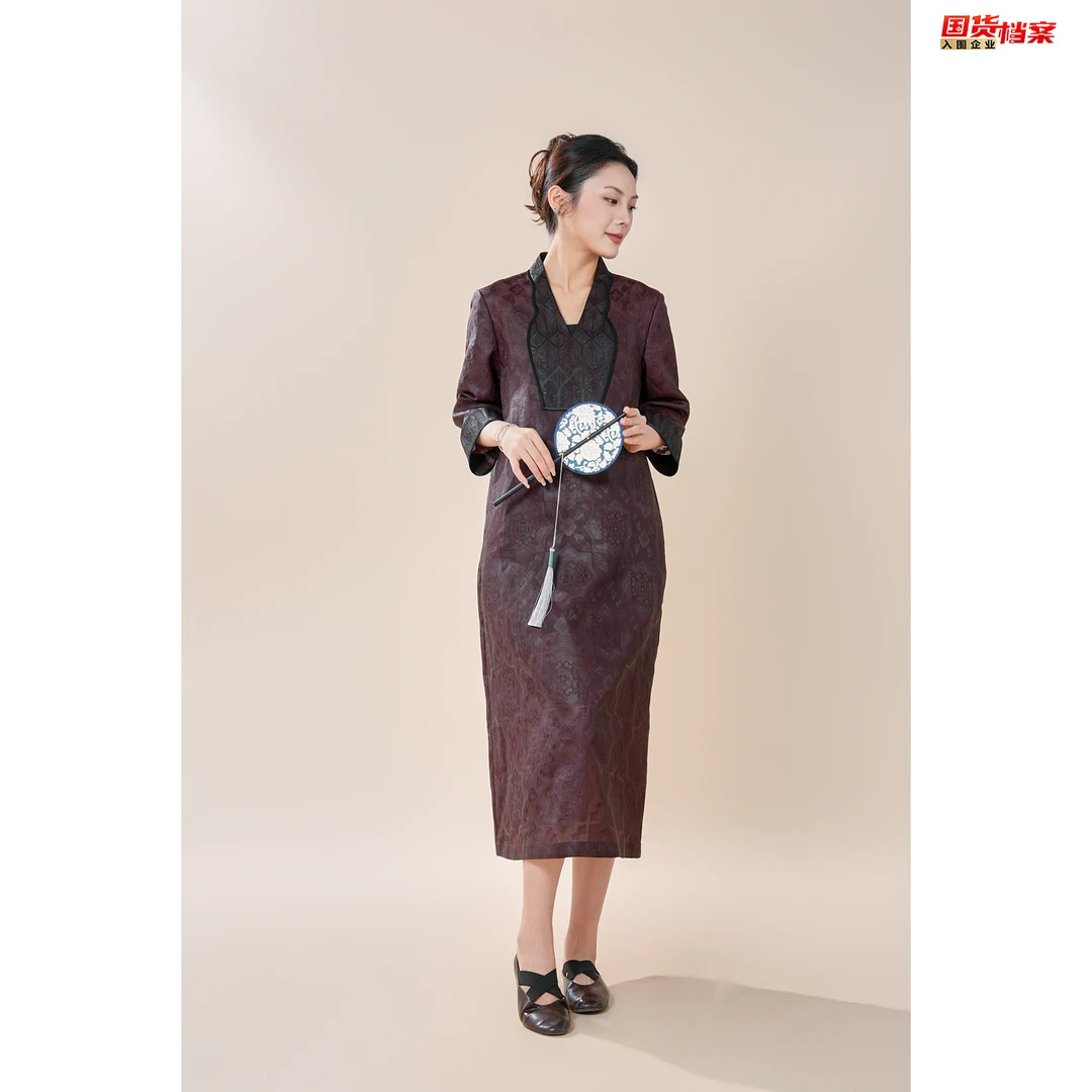 【万象有衣】金甲八达韵-设计师款香云纱连衣裙-8352