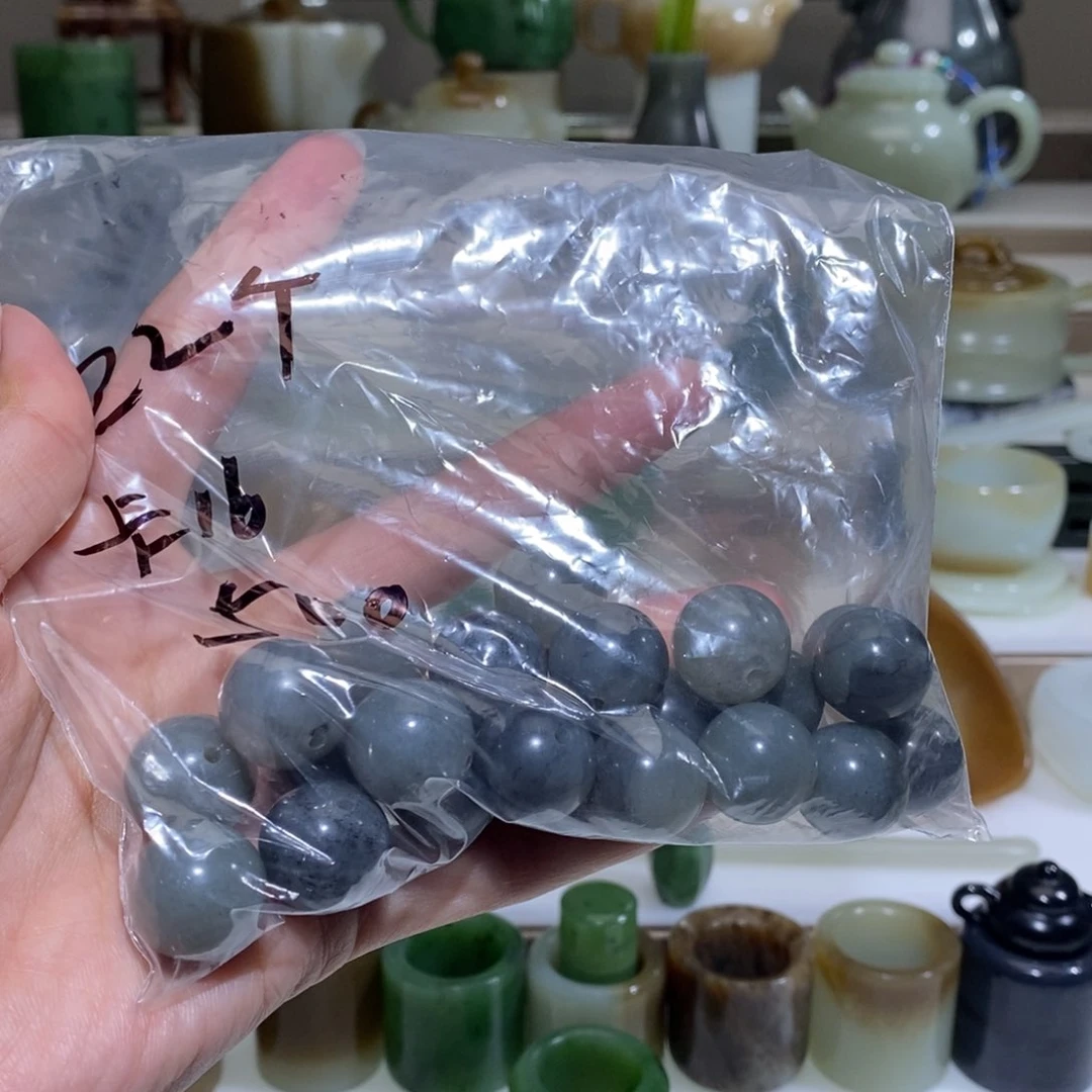 和田玉把件未镶嵌青花卡16圆珠福利款22颗