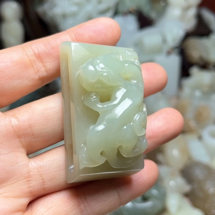 未镶嵌和田玉（糖玉）珠宝奇石