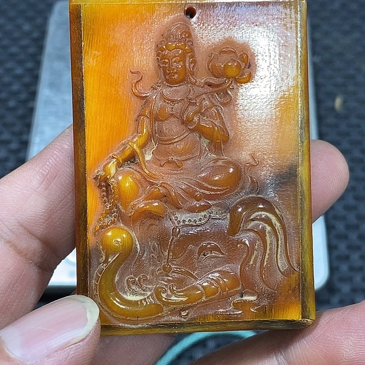 吊坠滴血莲花菩提