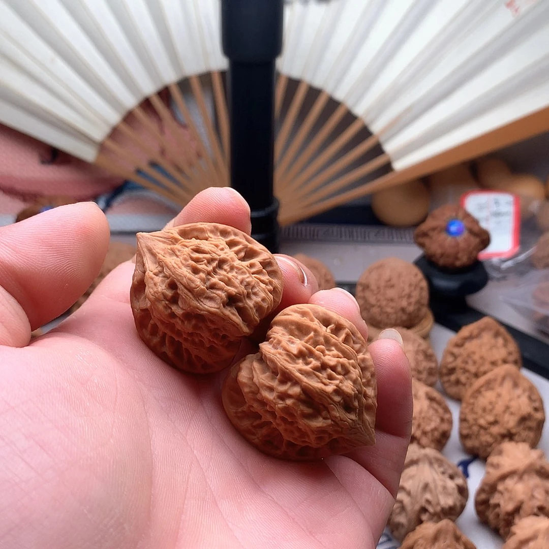 h***n吊坠桃核山地果灯笼36