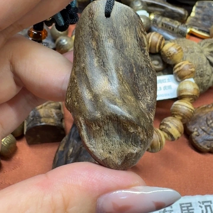 大叶紫檀（黑酸枝木类）