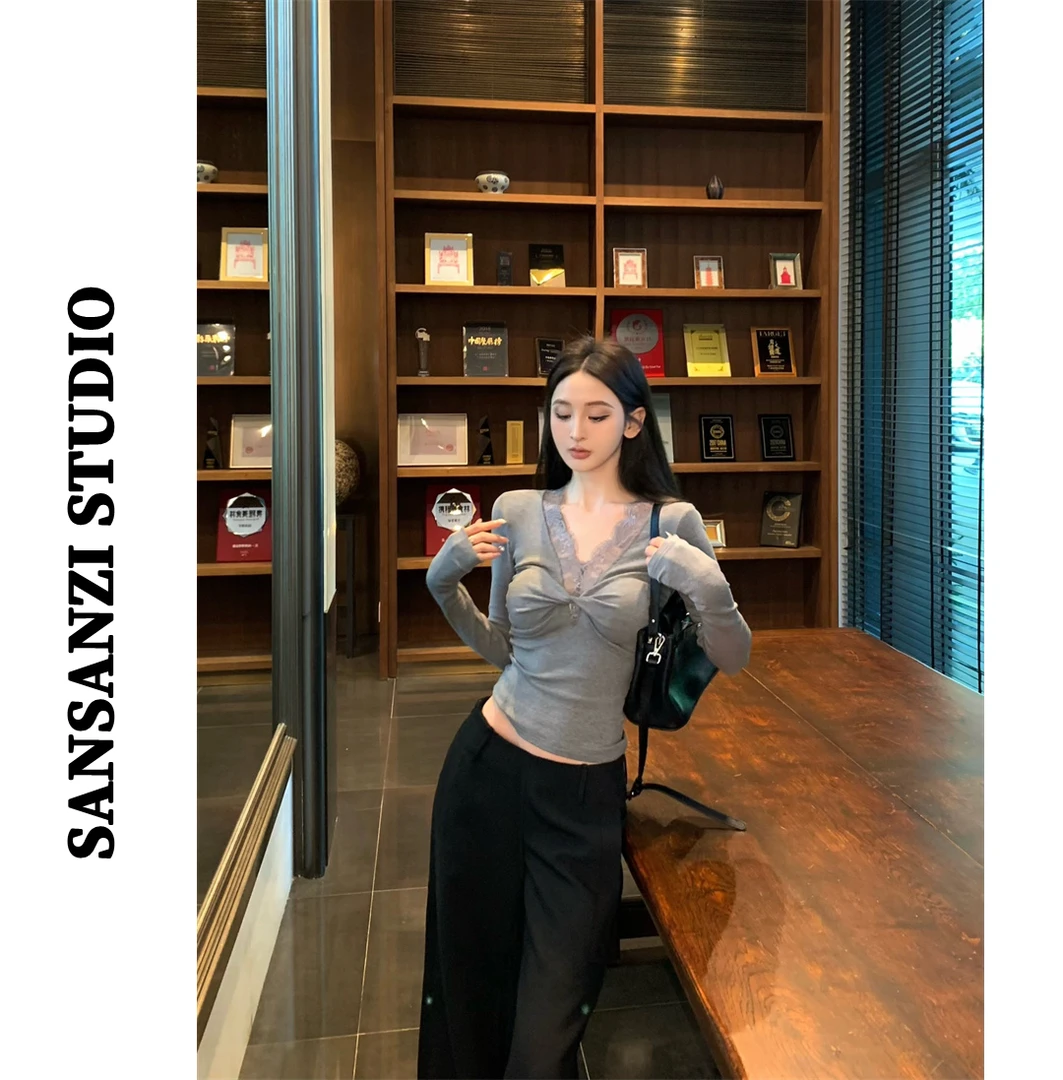 SANSANZI纯欲风蕾丝拼接V领长袖T恤女装冬季减龄修身短款内搭上衣