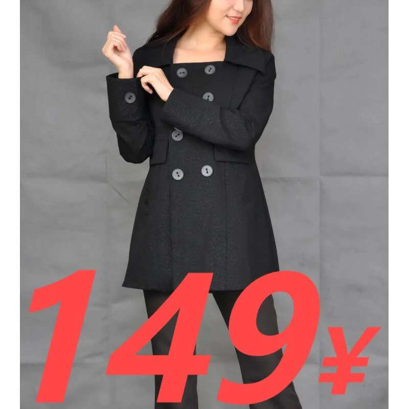 凤玉服饰厂家直销设计生产加工各种服装时尚加肥加大女装风衣外套