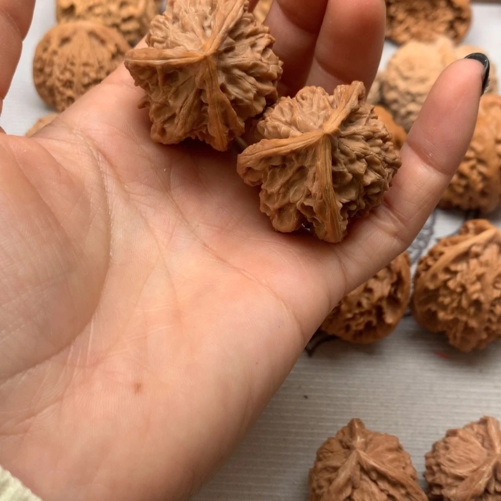 是***我把件文玩核桃三棱