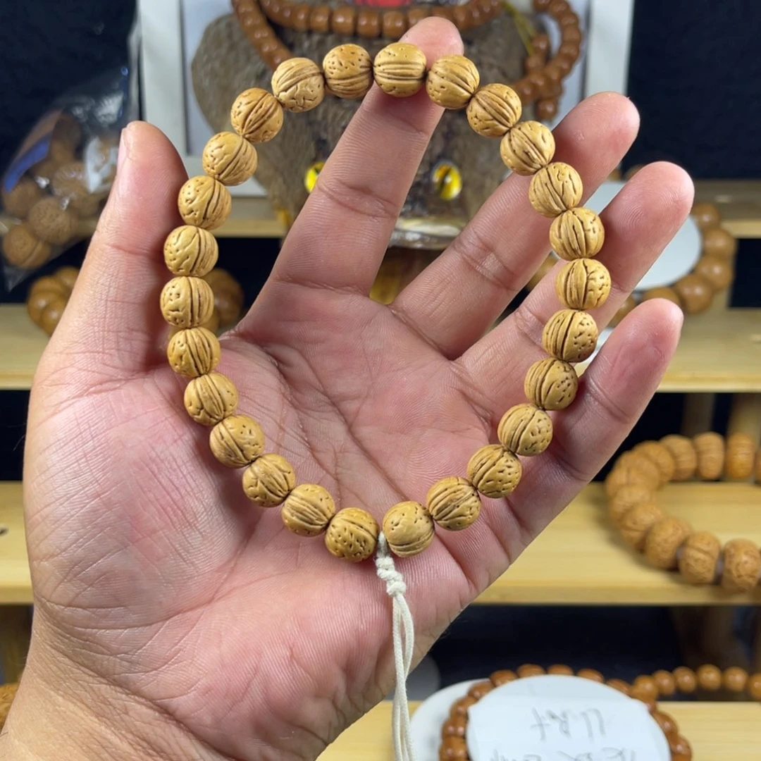 稳***胜吊坠桃核11原皮手持微修