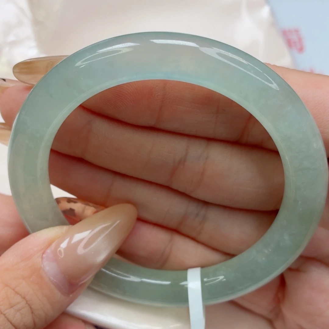 未镶嵌手镯翡翠30