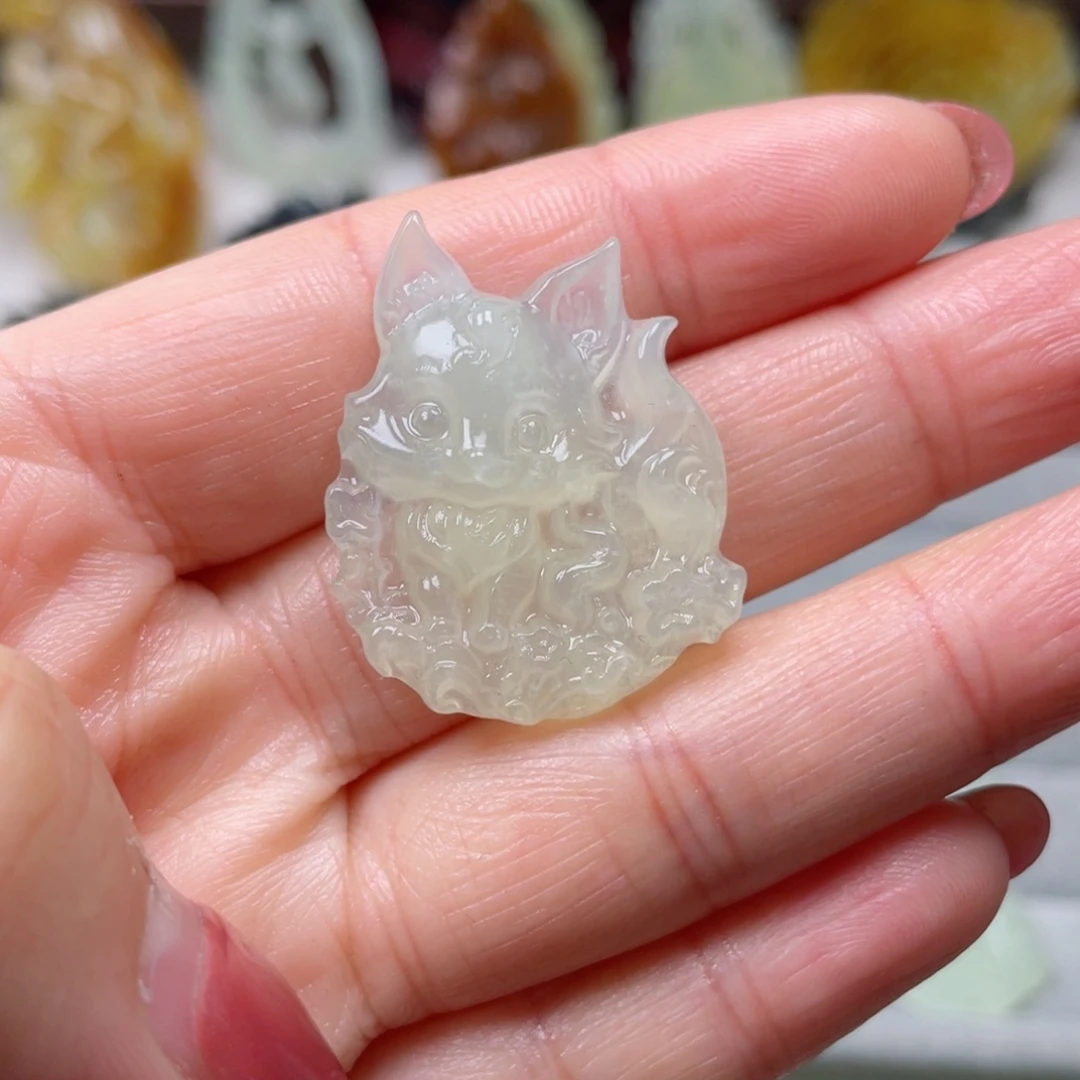 蛇纹石玉颈饰未镶嵌歪*