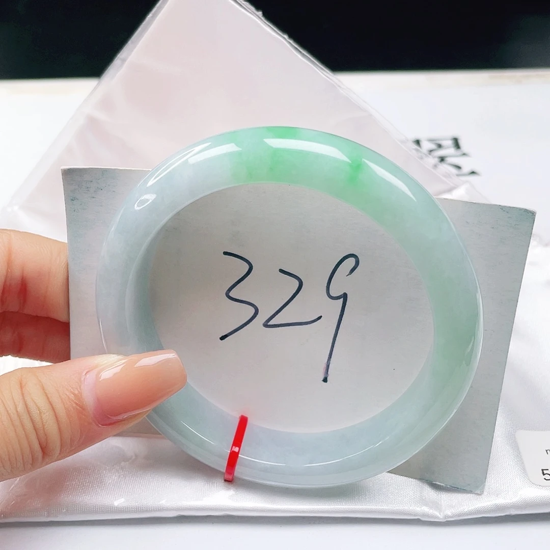 翡翠未镶嵌手镯57+正圈