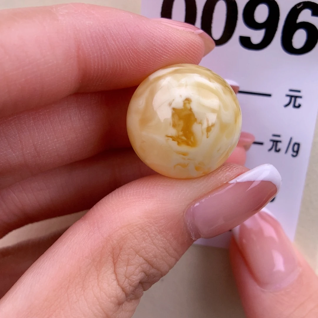 琥珀未镶嵌珠宝奇石19.2植物沁色