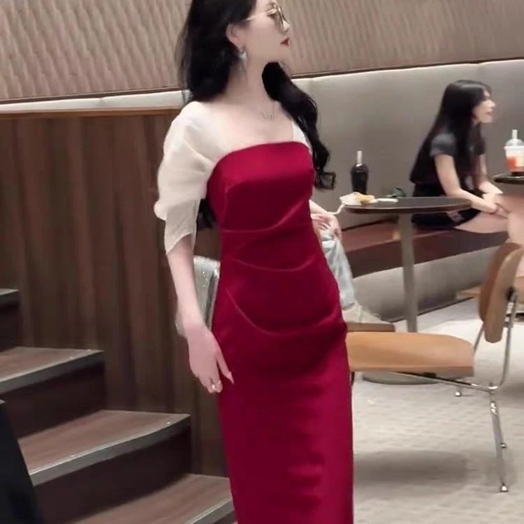 2025夏季新款气质女装正式场合高端精致绝美红色拼接泡泡袖连衣裙