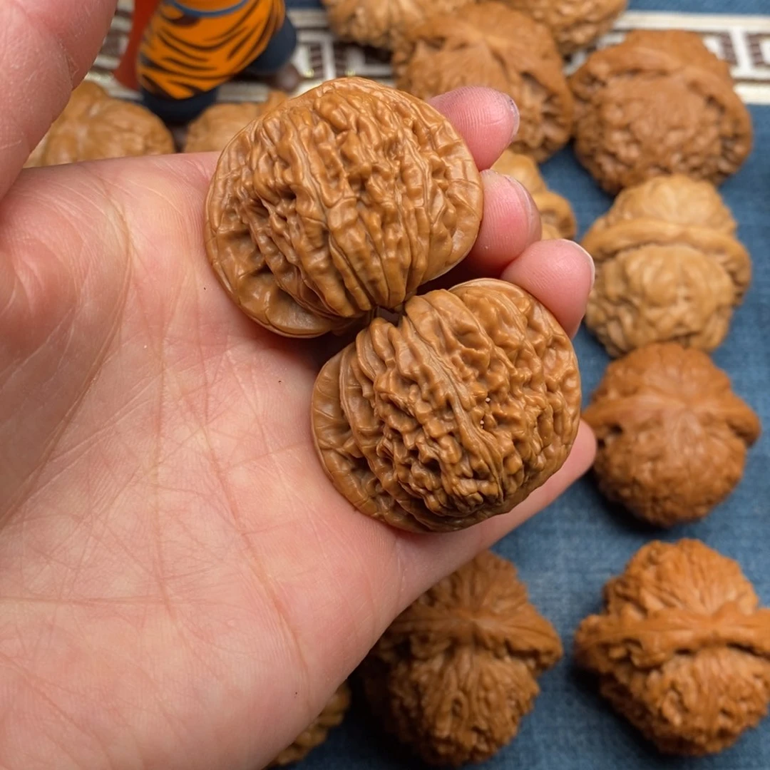 文玩核桃把件38平谷楼