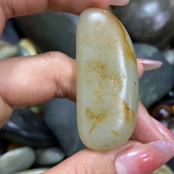 未镶嵌和田玉（糖玉）挂件