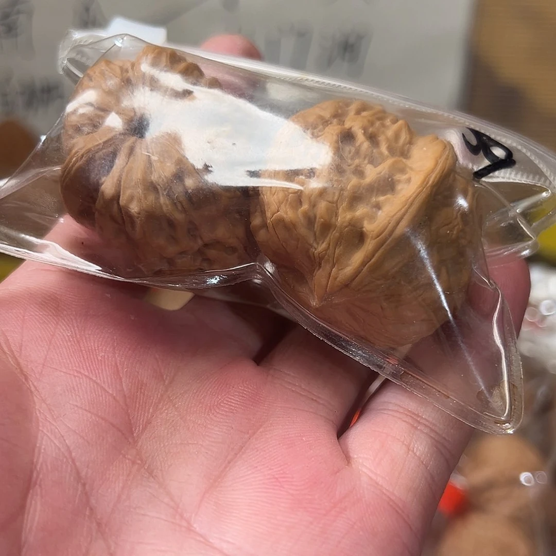 时***语文玩核桃吊坠驴打滚