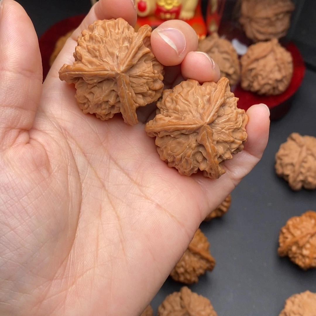 文玩核桃盘山三棱全品37