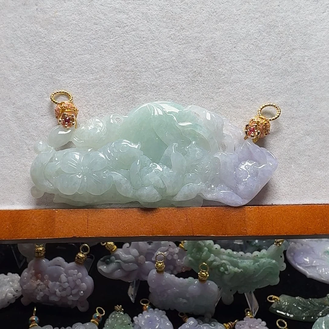 吊坠(赠链)未镶嵌翡翠