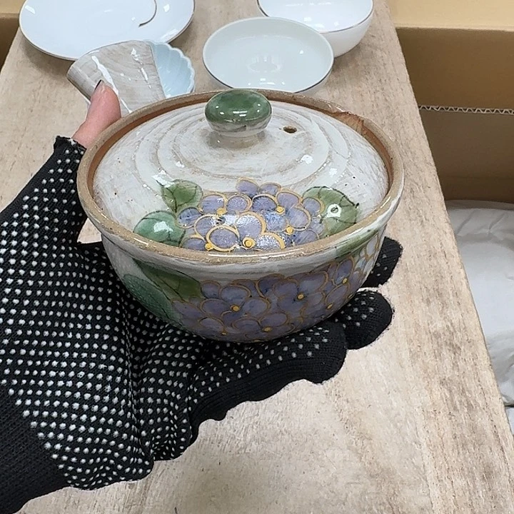 瓷片?**思噗哈哈哈哈哈哈哈哈哈我