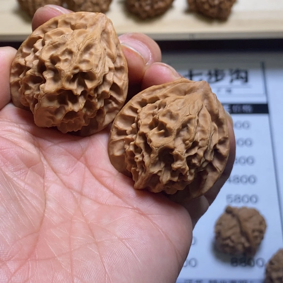 文玩核桃吊坠福利对40龙鳞