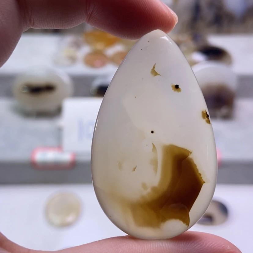 【闪购商品】未镶嵌玛瑙/玉髓珠宝奇石