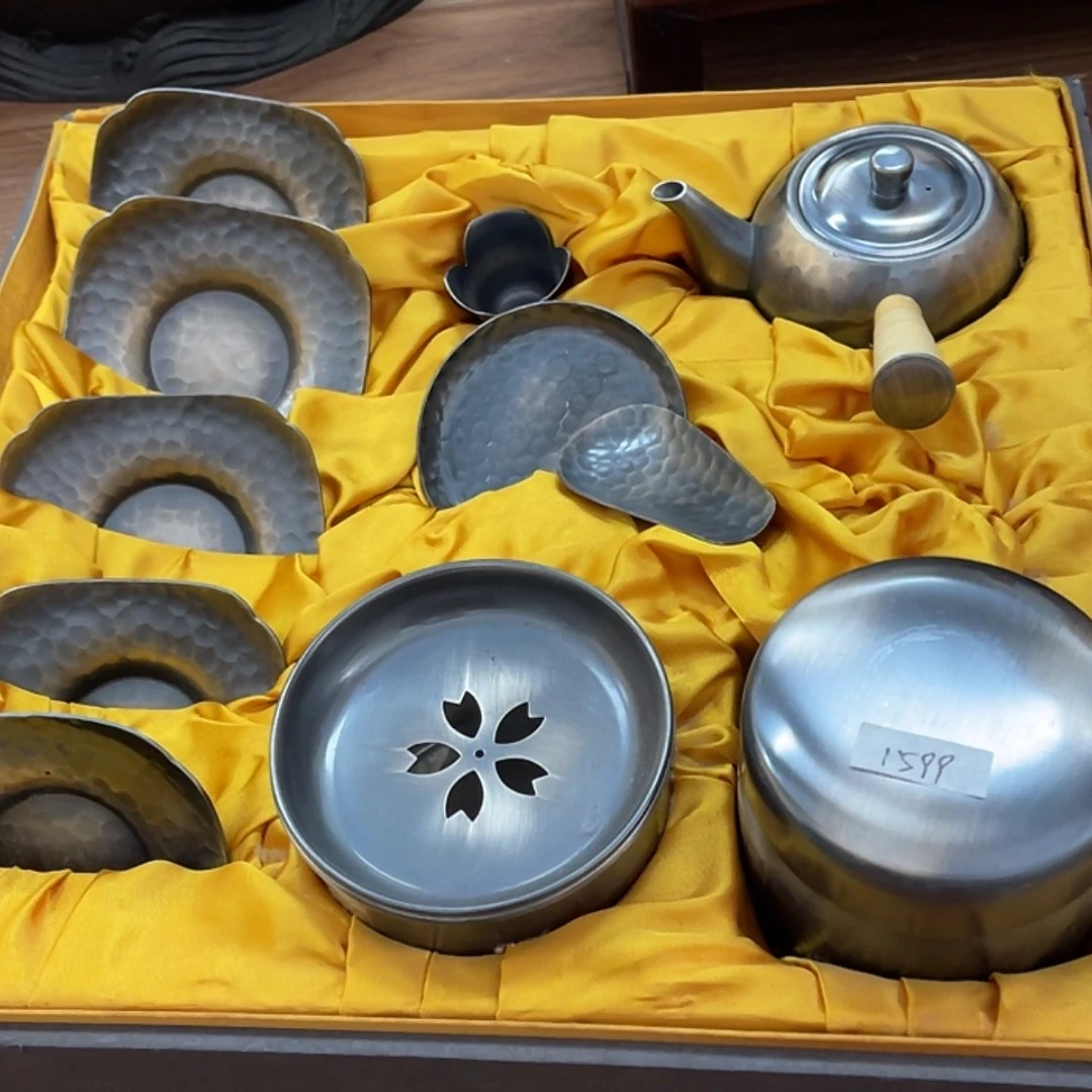 【闪购商品】-微瑕_ 回流物品，不是全新
