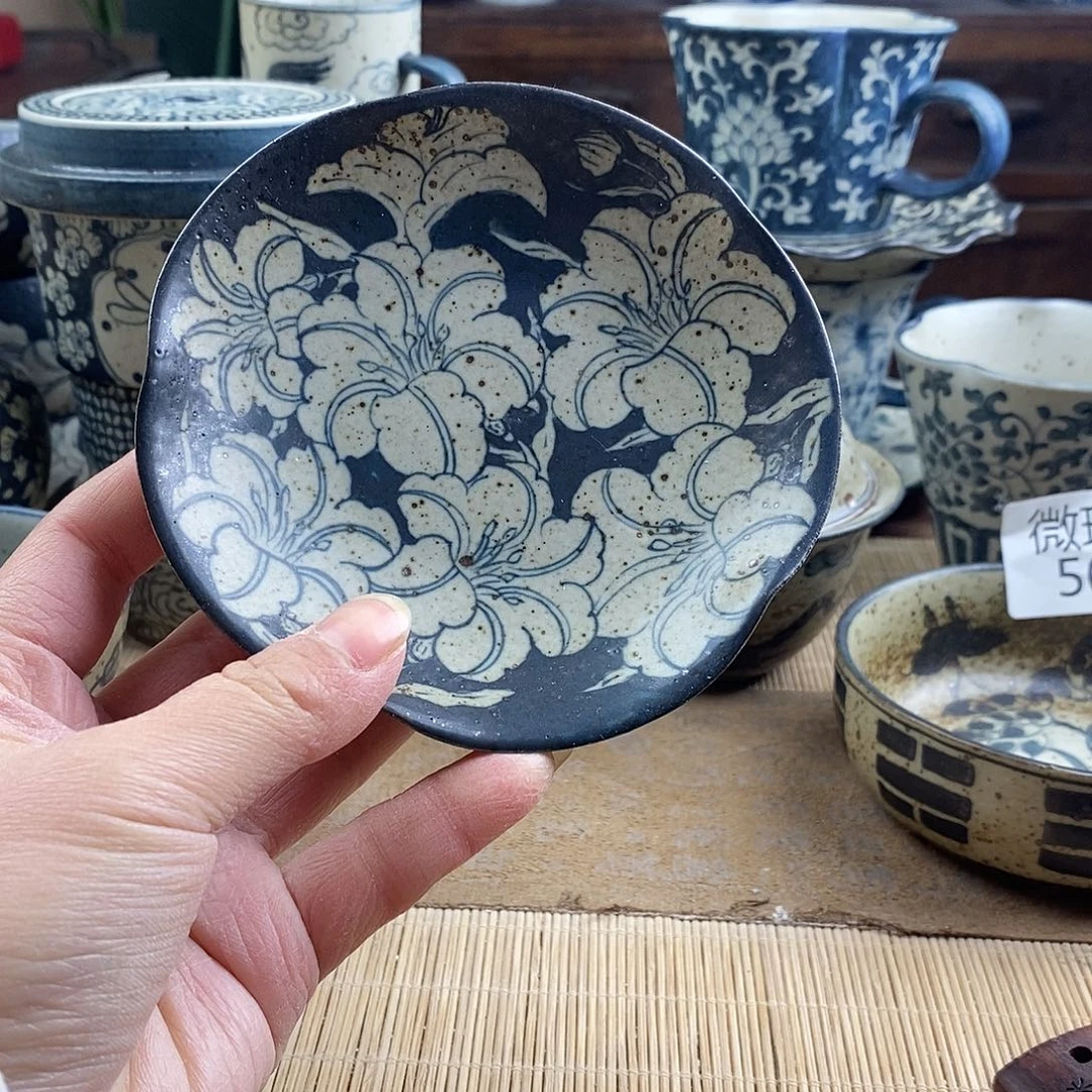 手工手绘青花陶瓷