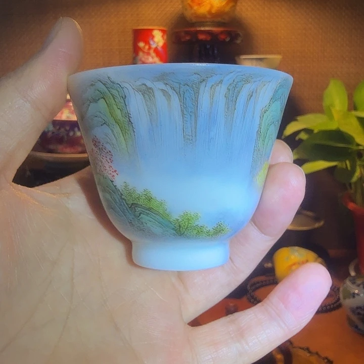 蒙***王陶摆件景德镇陶瓷山水杯