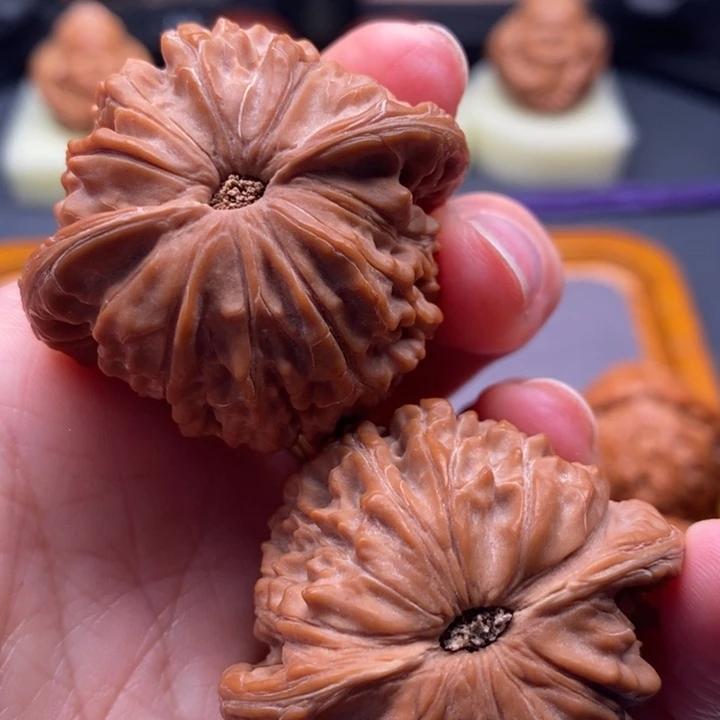 文玩核桃把件百****波磨盘