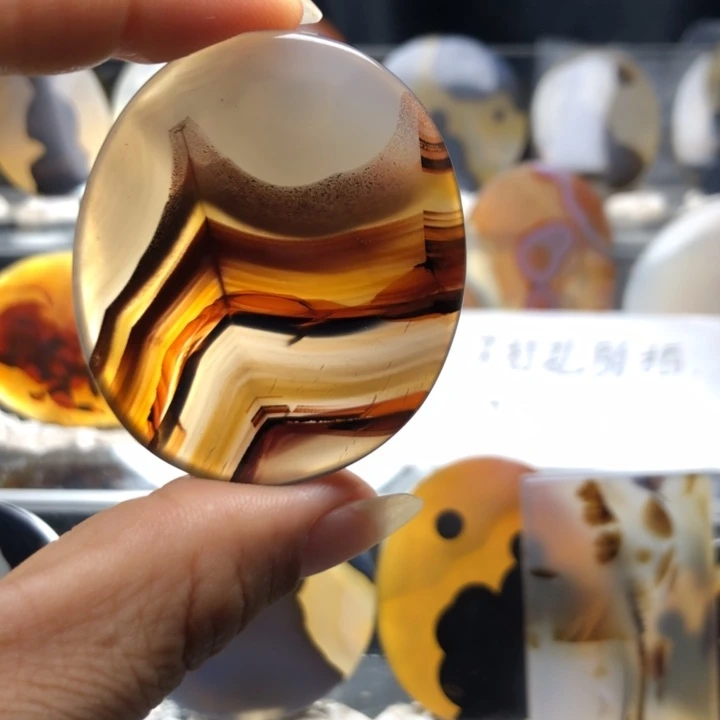合金玛瑙/玉髓珠宝奇石83