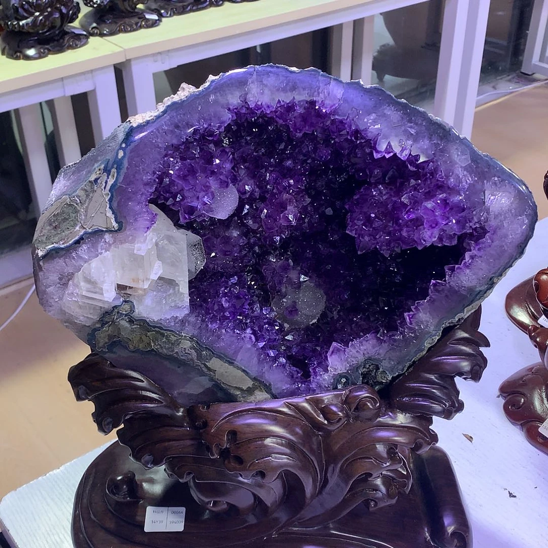 未镶嵌大型摆件（非配饰）紫晶
