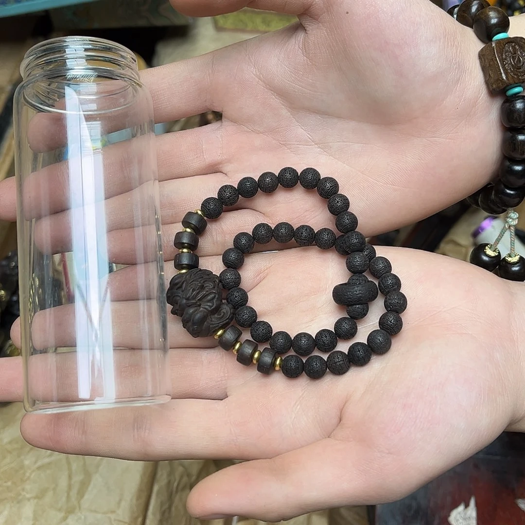 大叶紫檀（黑酸枝木类）