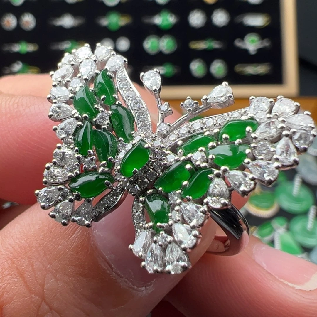 翡翠18K金镶嵌戒指多用款蝴蝶