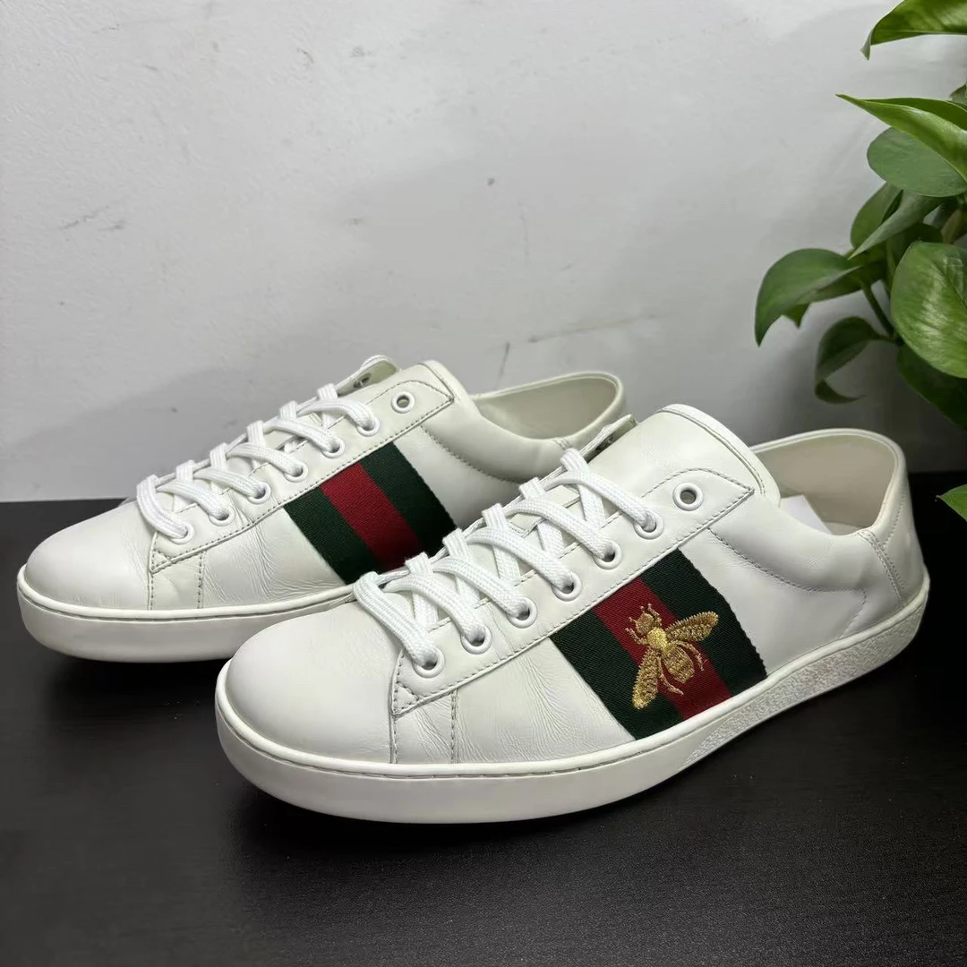95新 GUCCI/古驰 41/41.5欧码两穿小蜜蜂经典小白鞋/时尚百搭情侣