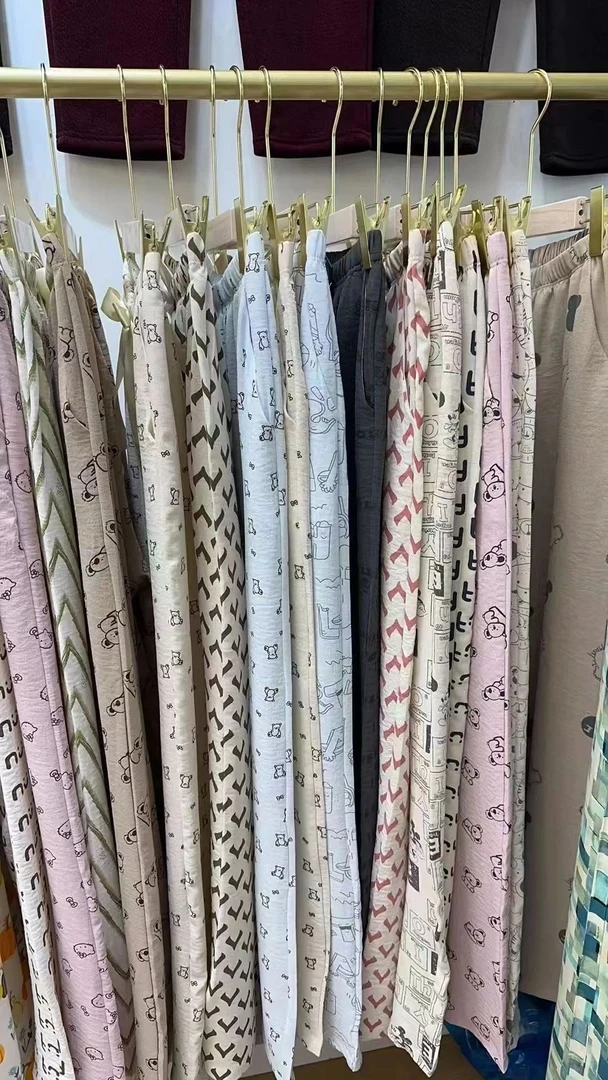 8502新款夏季小碎花直筒裤