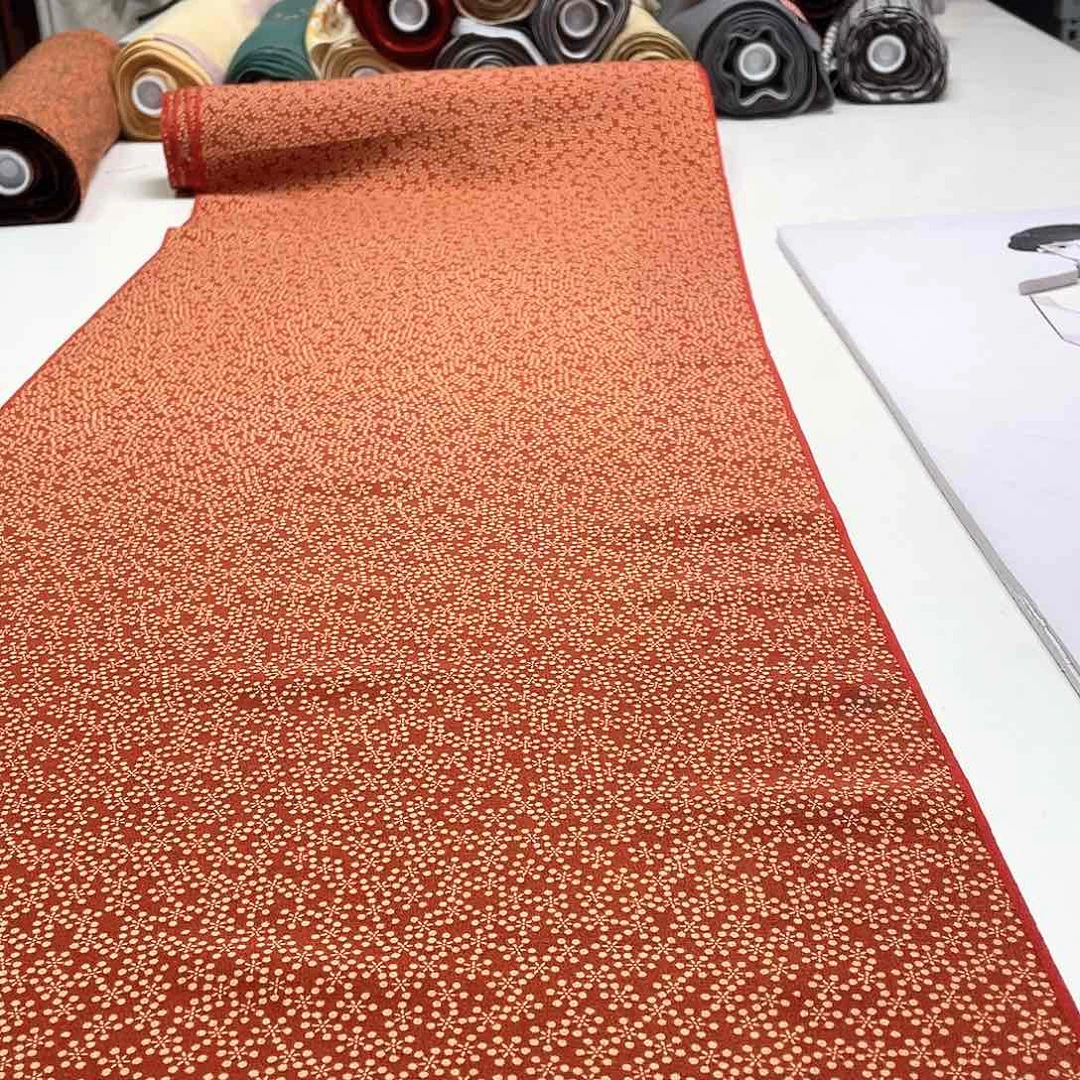 织绣正绢布料开播了