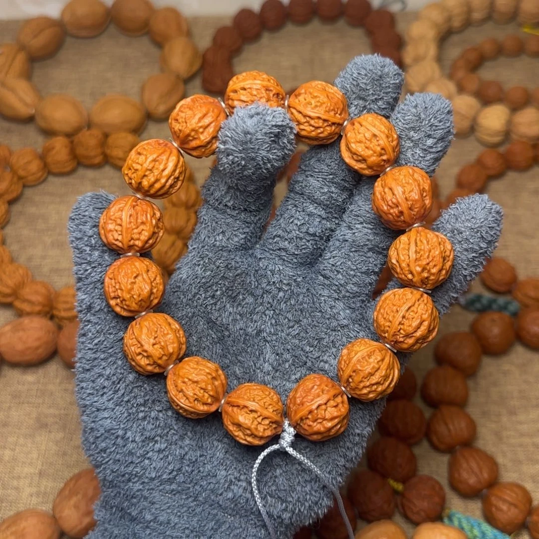 文玩核桃吊坠龙爪纹八棱手持20