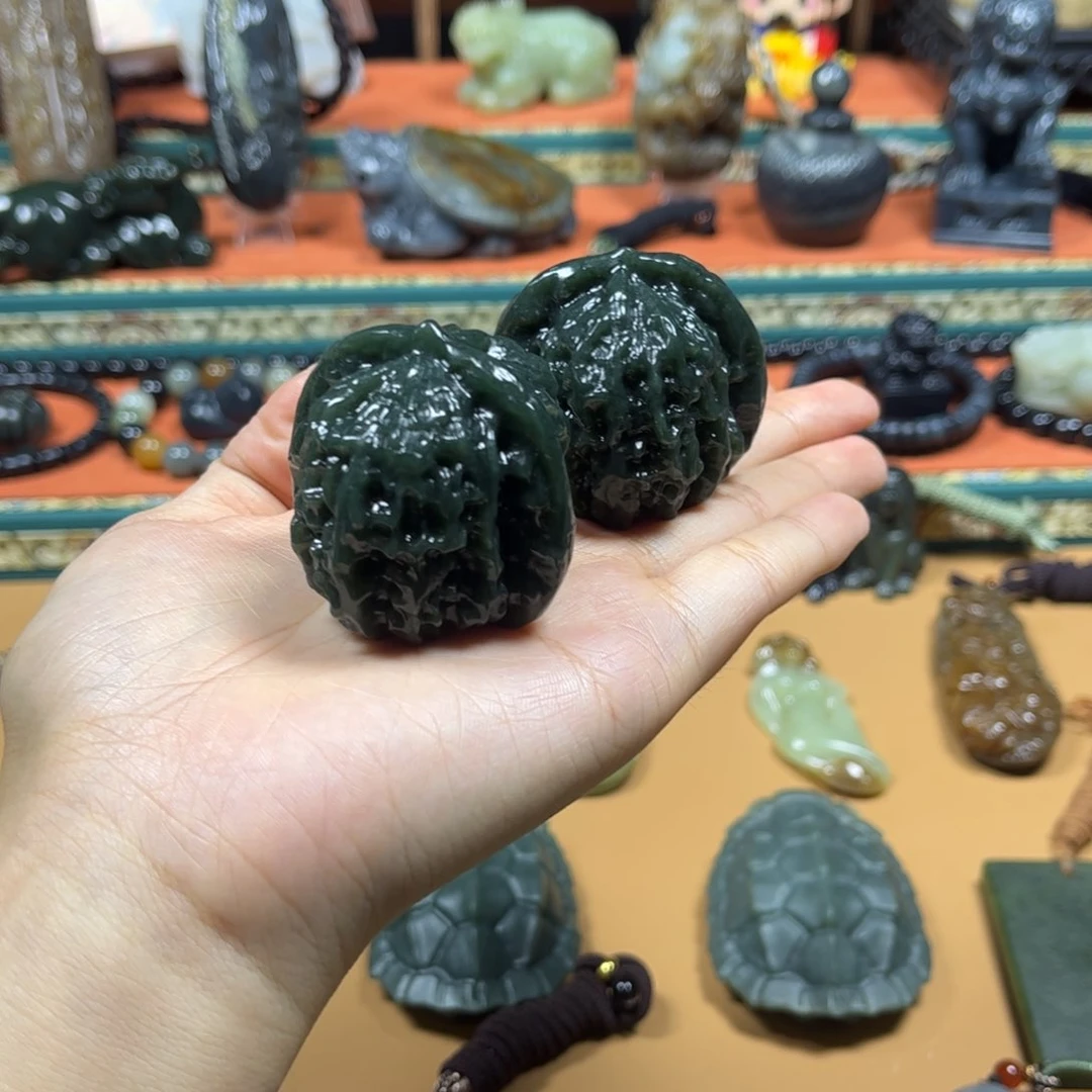 和田玉未镶嵌挂件虫*