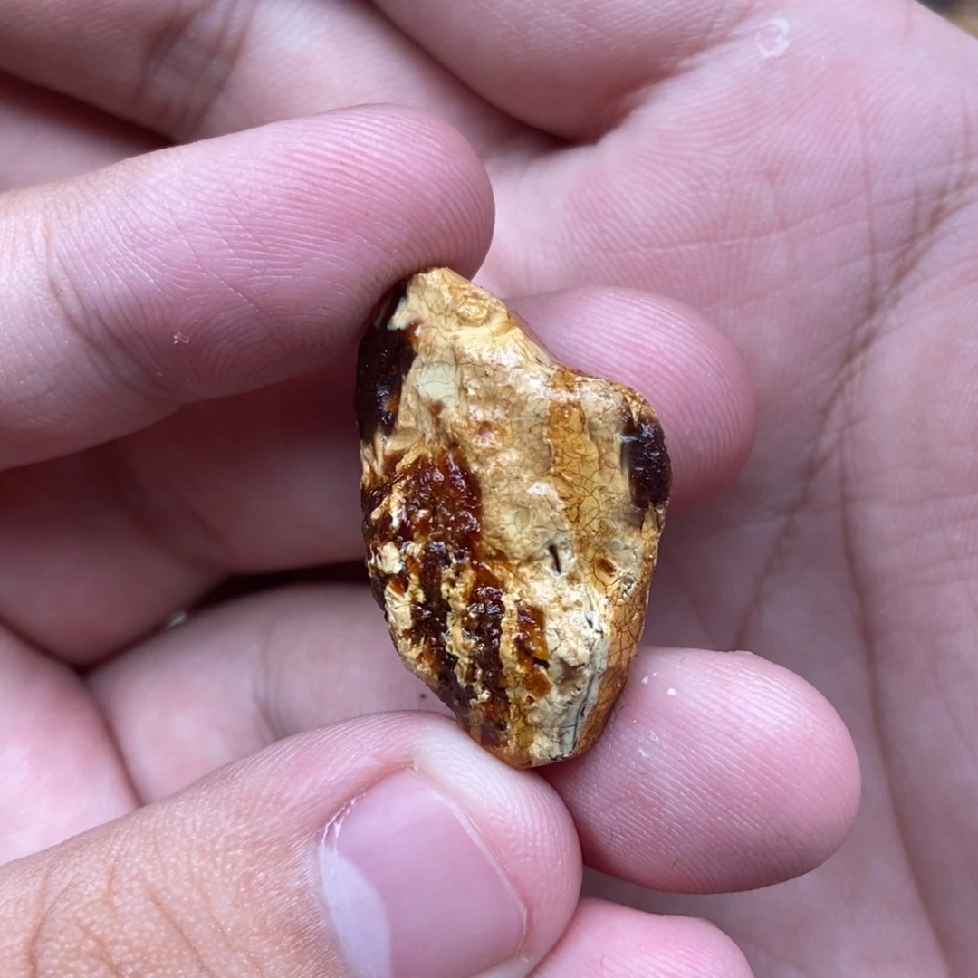 定制琥珀未镶嵌定制